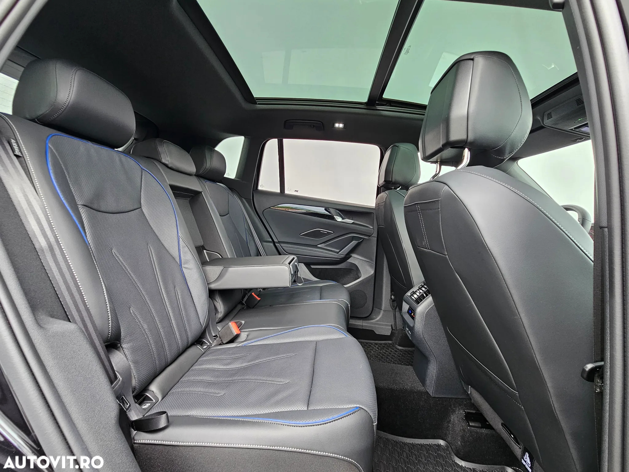 Volkswagen Tiguan 2.0 TDI DSG 4Motion R-Line - 23