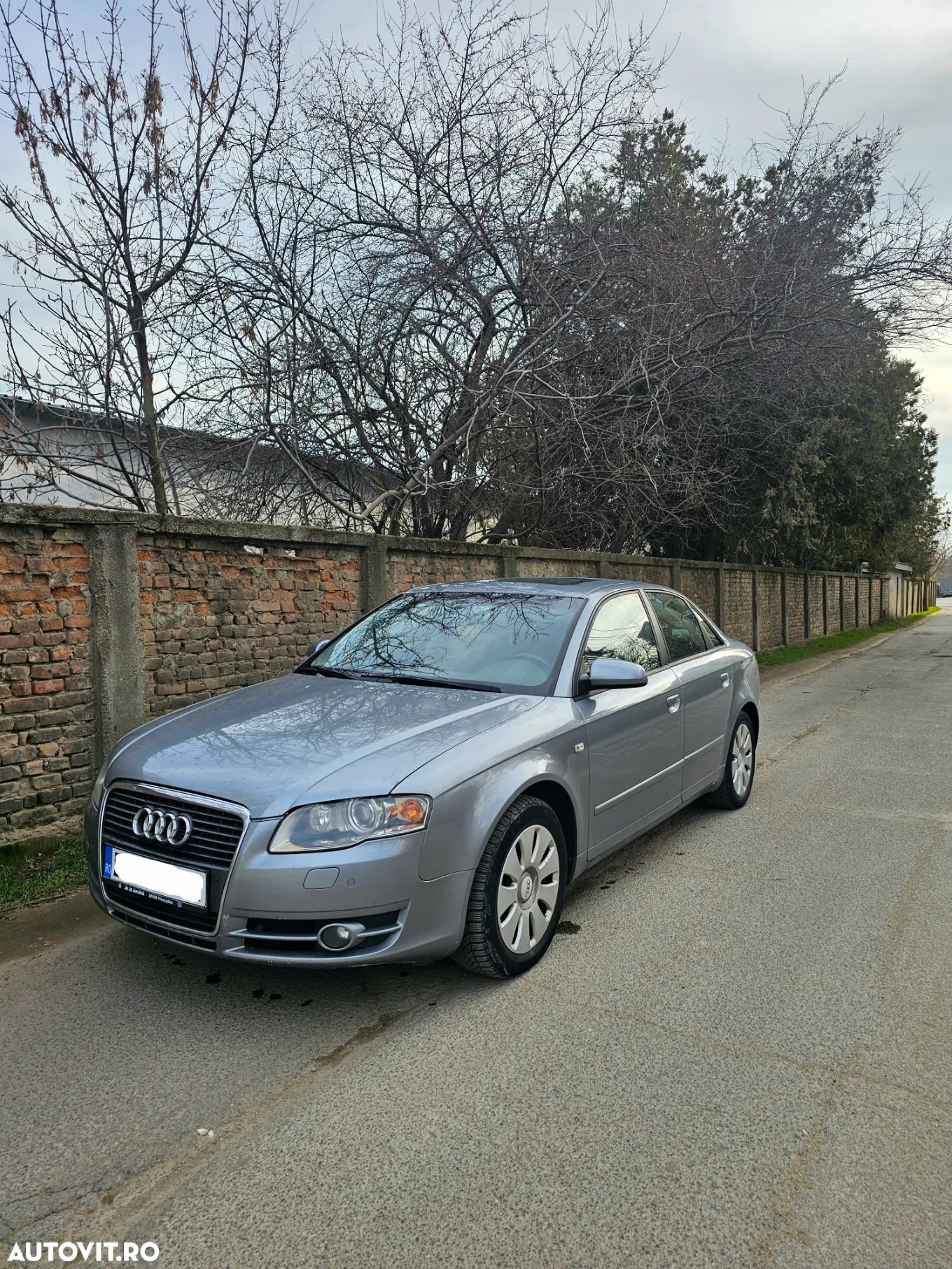 Audi A4 - 1