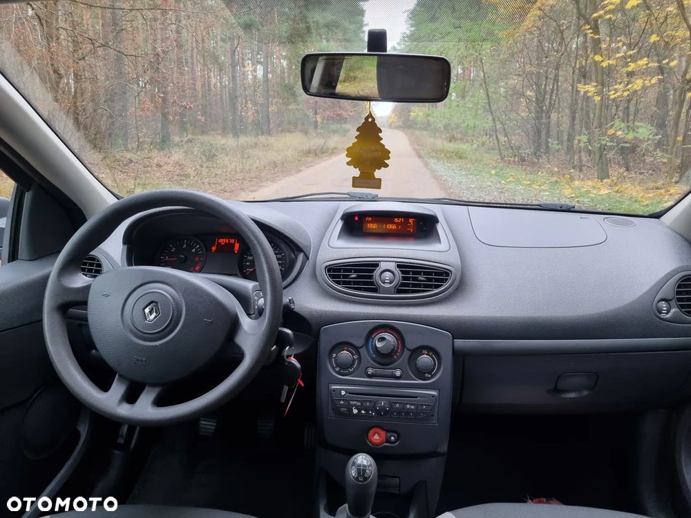 Renault Clio 1.5 dCi Alize - 15