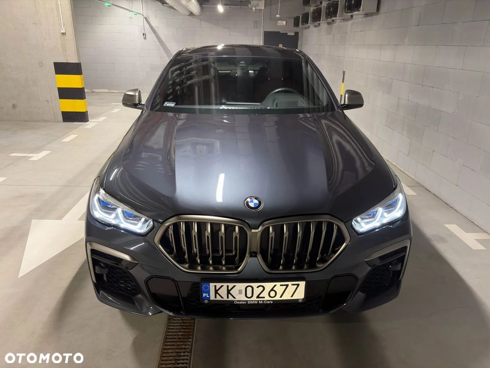 BMW X6 M50i - 8