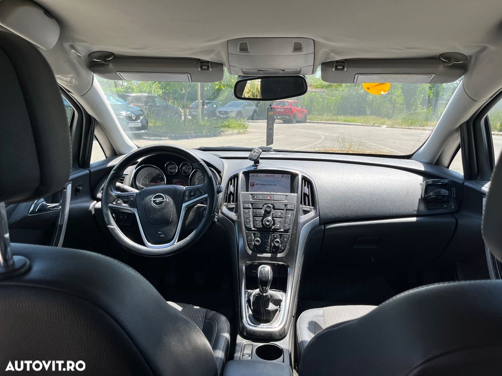 Opel Astra 1.7 CDTI Cosmo - 11