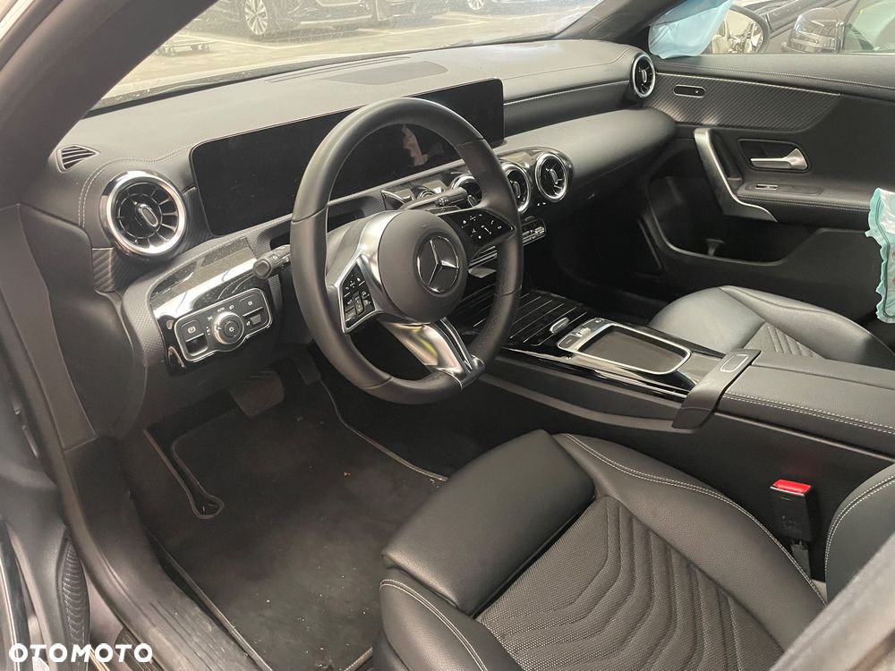 Mercedes-Benz CLA - 6