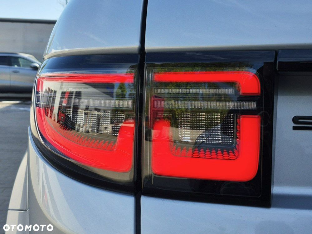 Land Rover Discovery Sport - 16