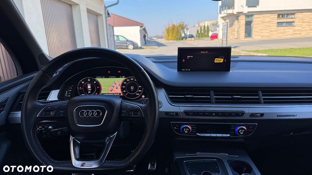 Audi Q7 - 24