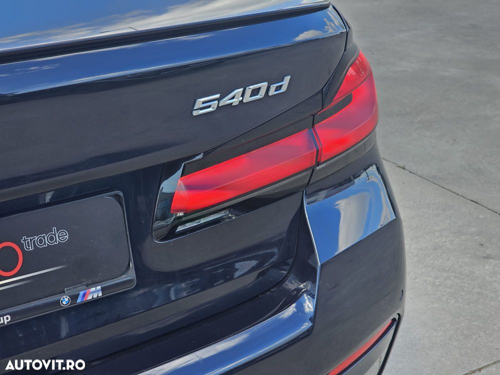 BMW Seria 5 540d xDrive AT MHEV - 10
