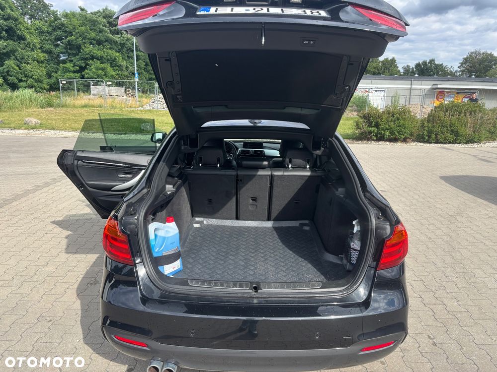 BMW Seria 3 325d - 21