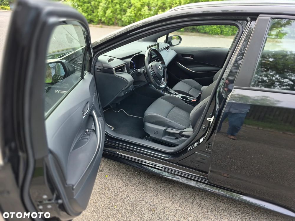 Toyota Corolla 2.0 Hybrid Comfort - 7
