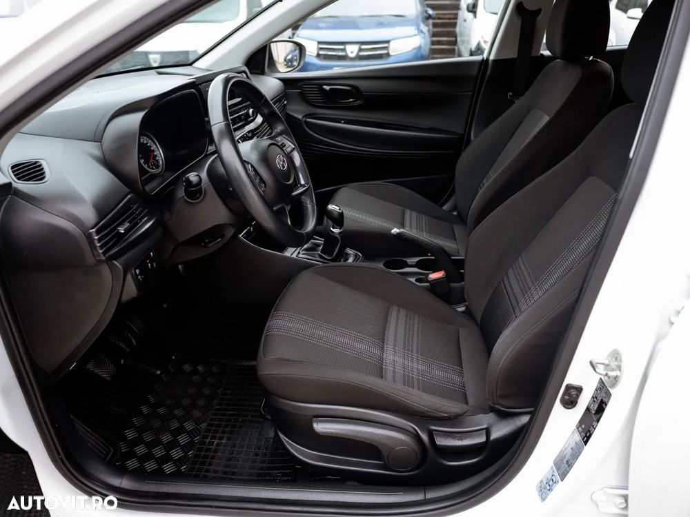 Hyundai i20 1.2 L 84CP 5DR Clasic - 20