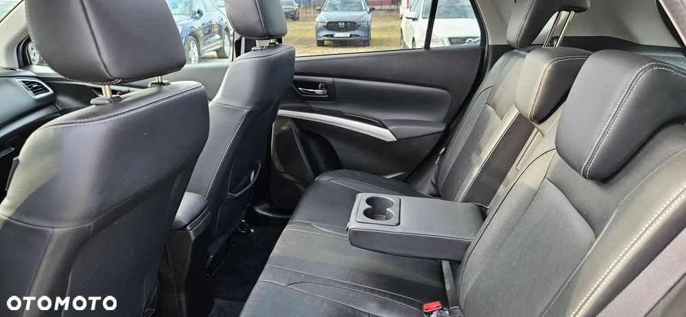 Suzuki SX4 S-Cross 1.6 VVT CVT 4x4 limited - 24