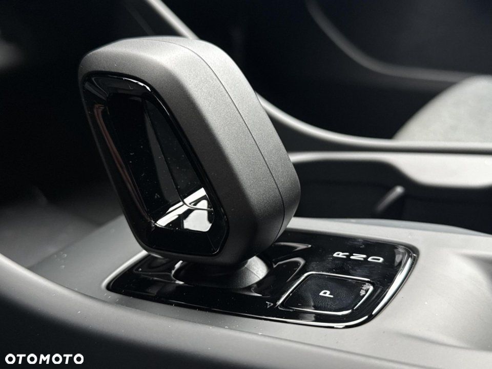 Volvo XC 40 - 18