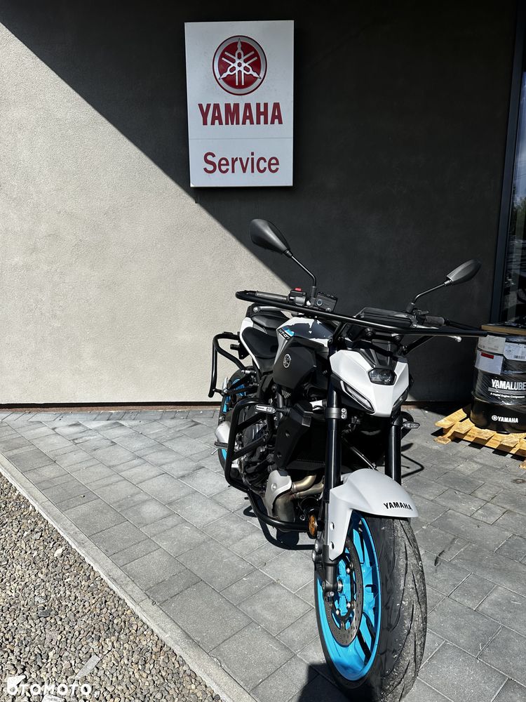 Yamaha MT - 6