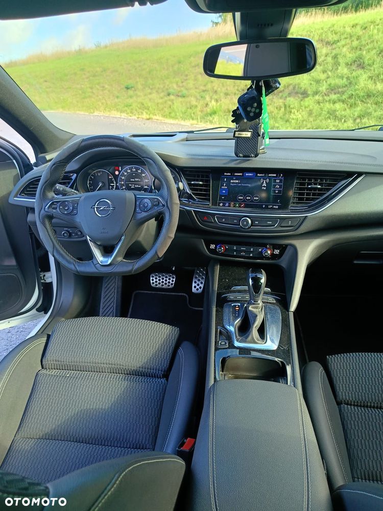 Opel Insignia - 4