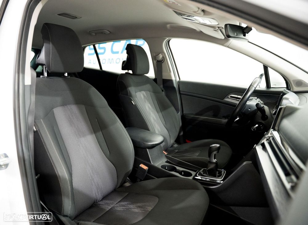 Kia Sportage 1.6 T-GDI Drive - 16