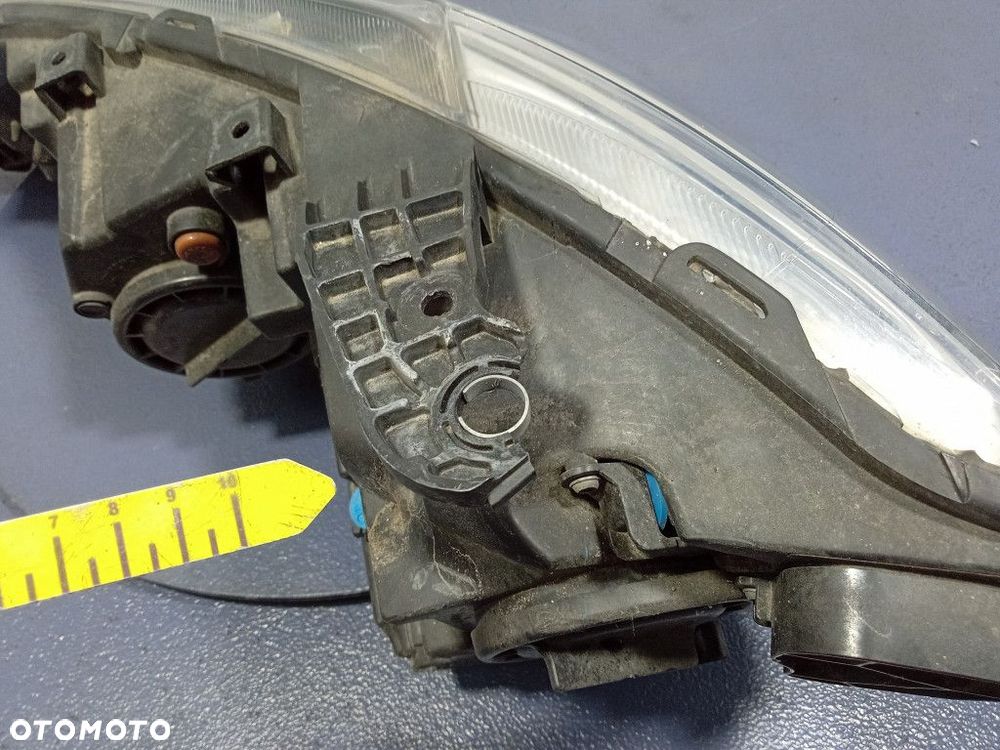 CHRYSLER PACIFICA II 16-20 REFLEKTOR PRAWY HALOGEN LED 68228946AE - 3