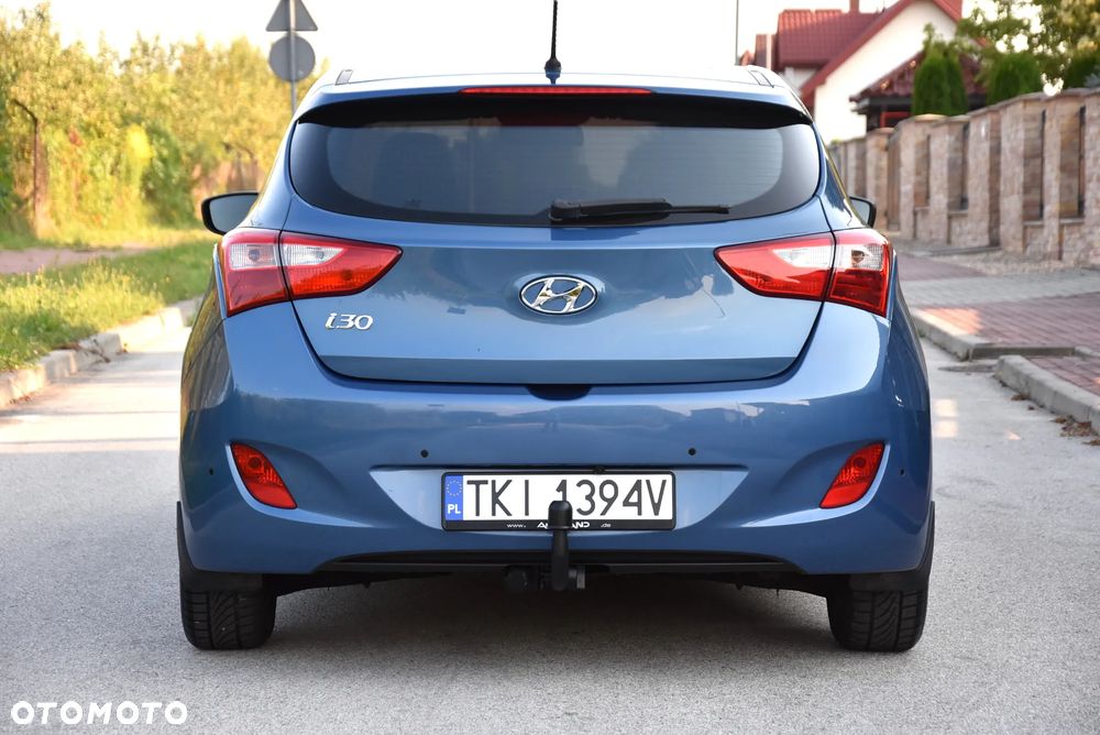 Hyundai i30 blue 1.4 Classic Navigation - 9