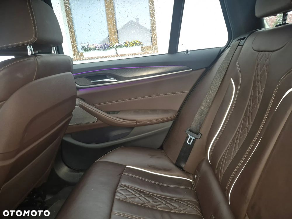 BMW Seria 5 530e xDrive M Sport sport - 1