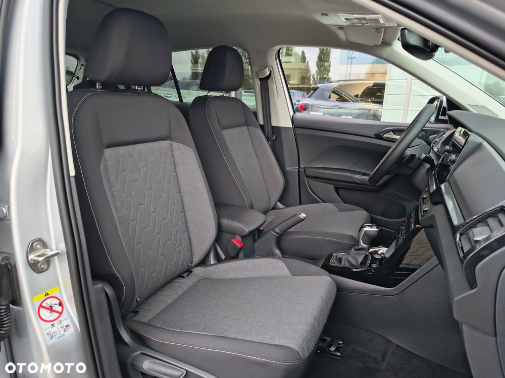 Volkswagen T-Cross - 22