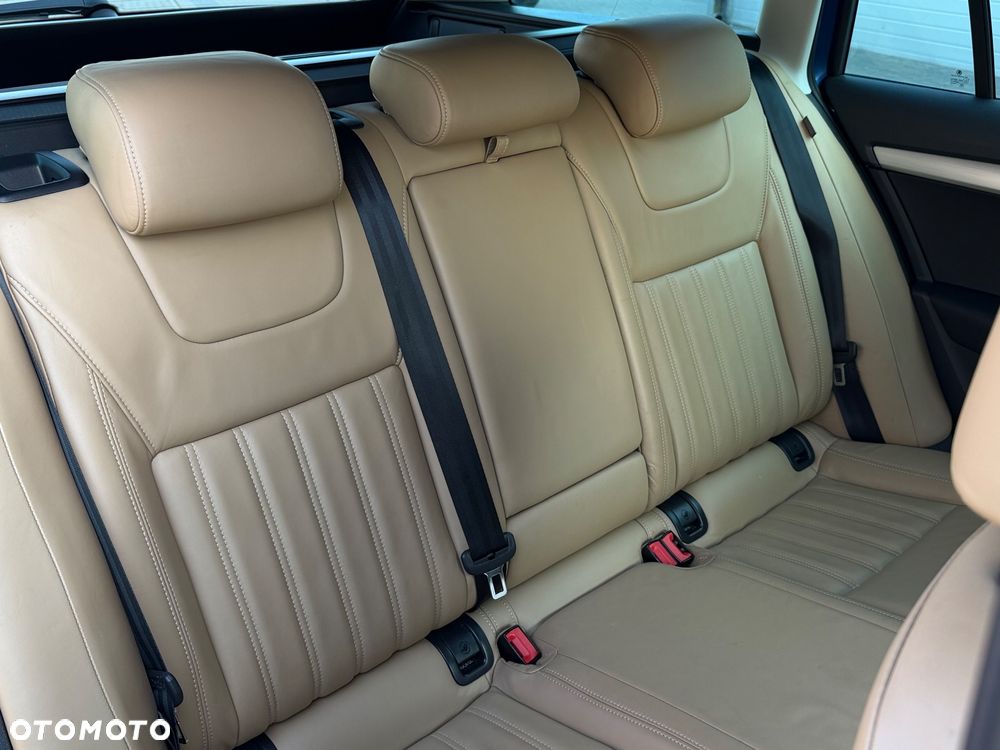 Skoda Octavia 1.6 TDI DSG Premium Edition - 27