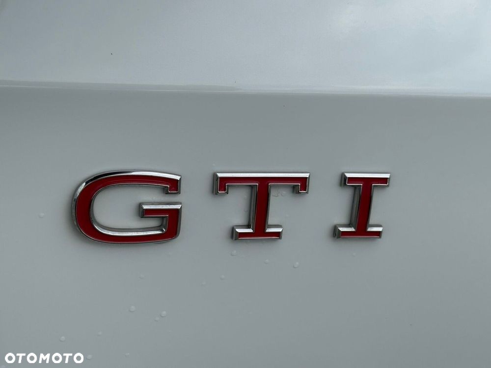 Volkswagen Golf 2.0 TSI GTI DSG - 19