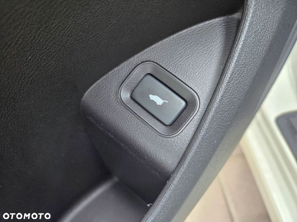 Honda Accord 2.0 Lifestyle Navi - 14