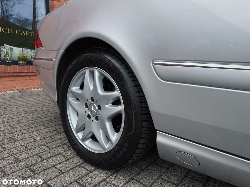 Mercedes-Benz CL 500 - 24