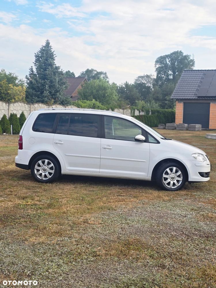Volkswagen Touran 1.4 TSI Comfortline - 11