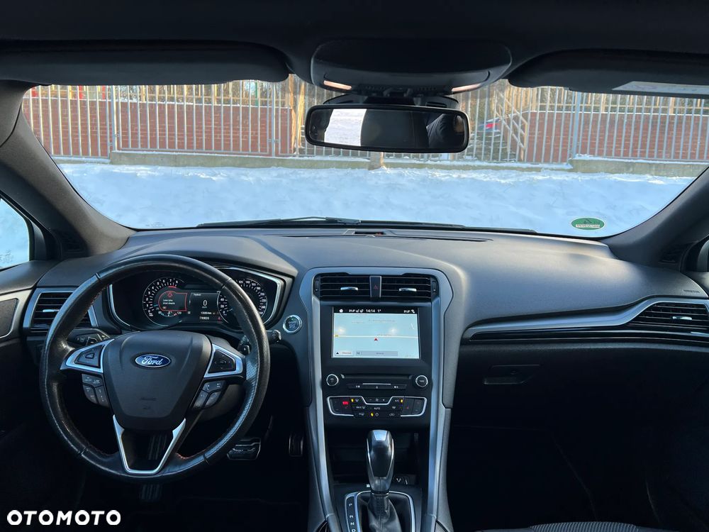 Ford Mondeo 2.0 EcoBoost STart-Stopp Autom ST-Line - 16