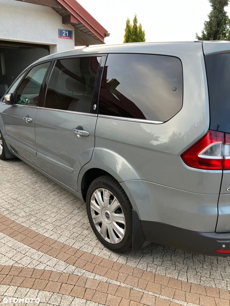 Ford Galaxy 2.0 TDCi Ghia - 12