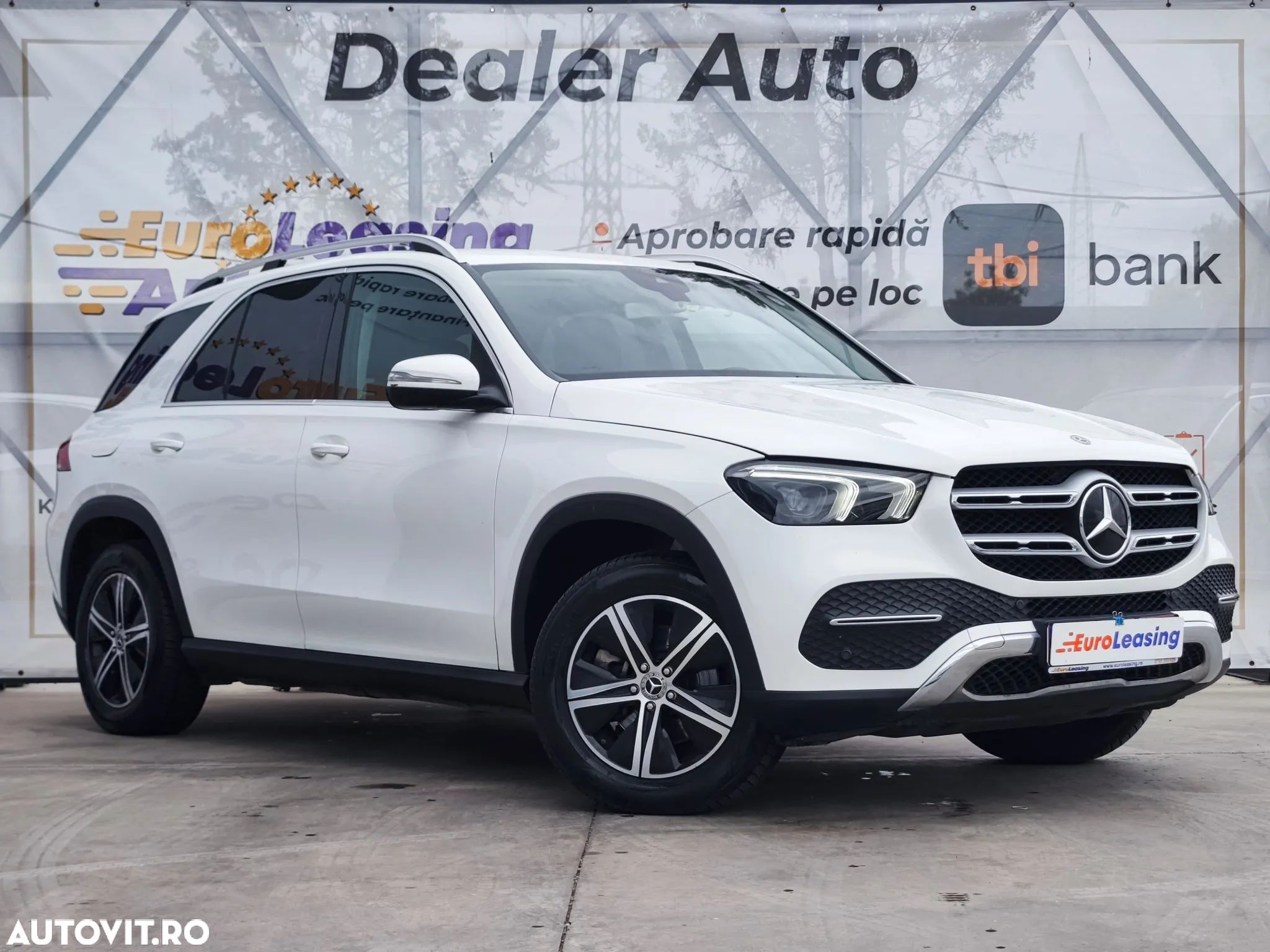 Mercedes-Benz GLE 300 d 4MATIC - 1