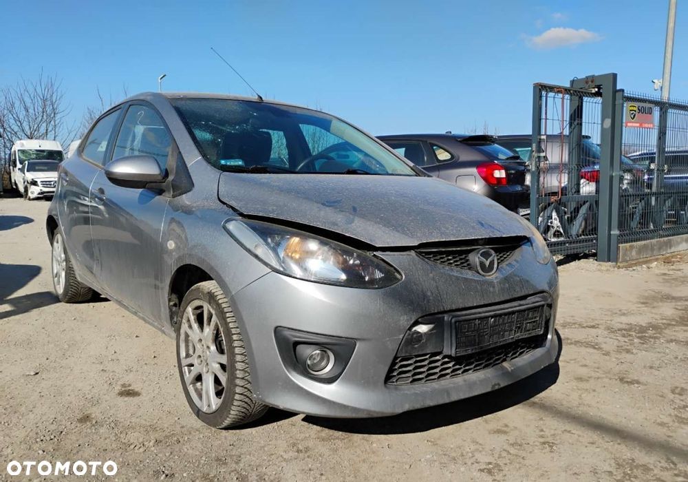 Mazda 2 - 1