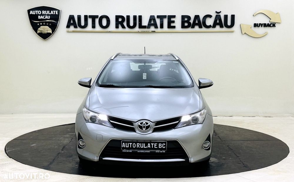Toyota Auris - 10