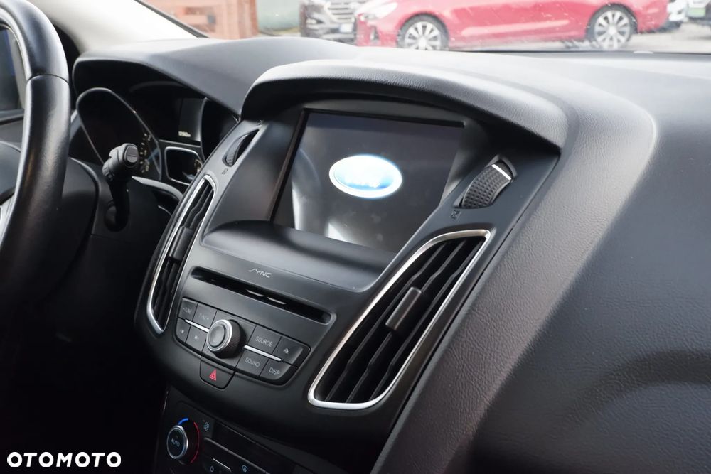 Ford Focus 1.5 EcoBoost STart-Stopp-System Titanium - 6