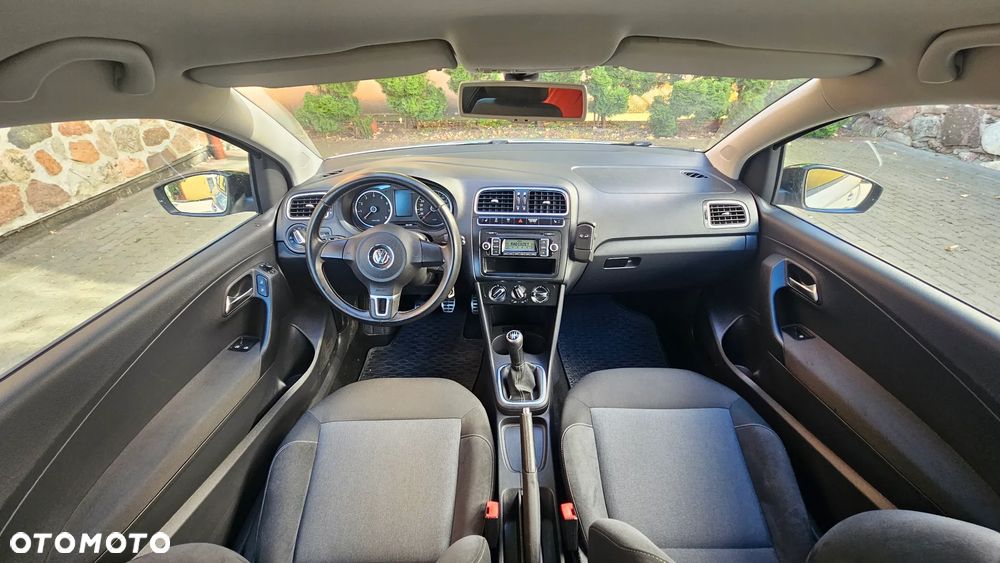 Volkswagen Polo - 17