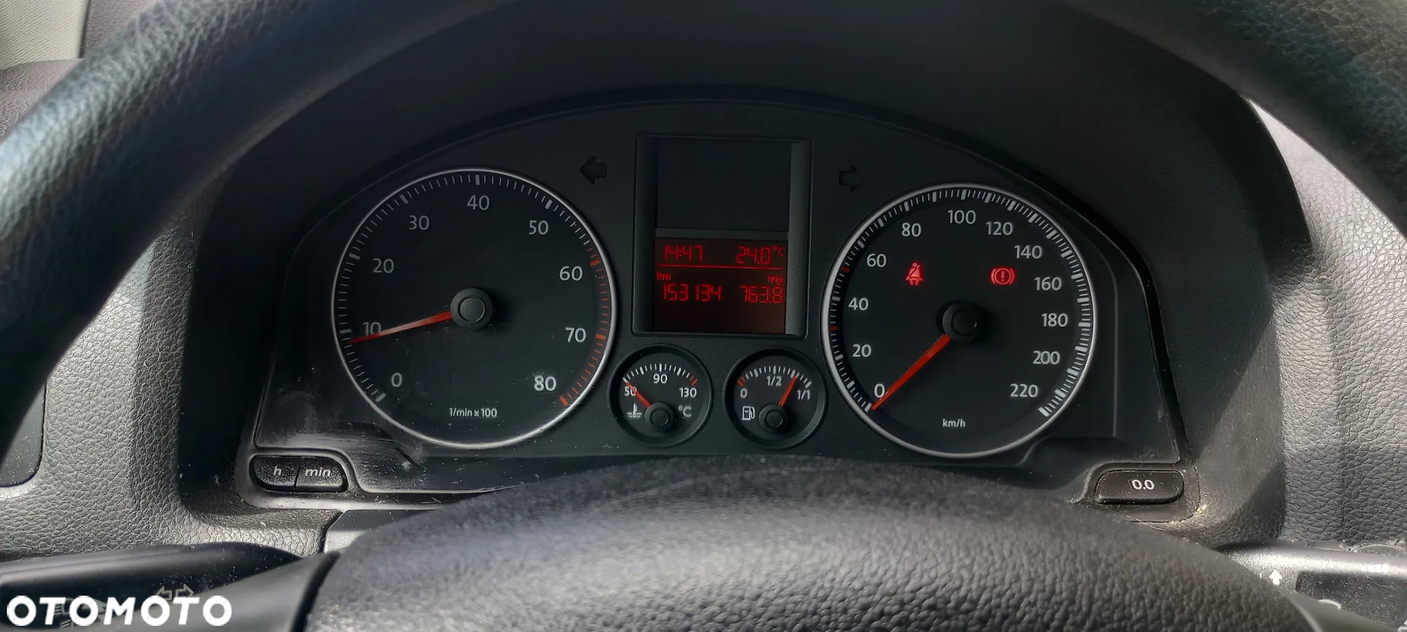 Volkswagen Golf - 6