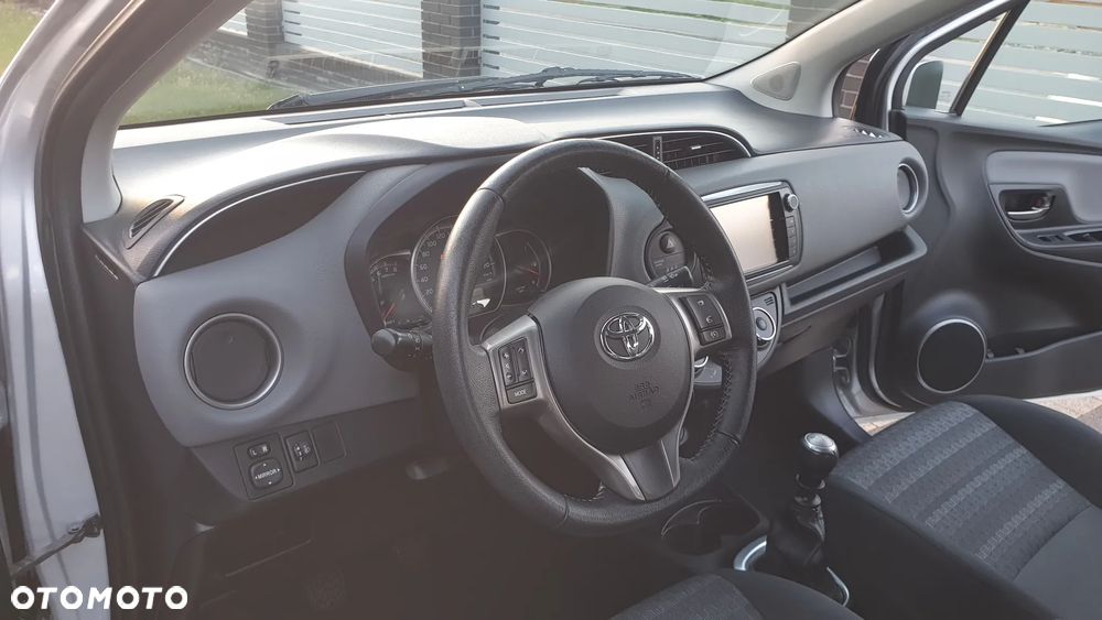 Toyota Yaris - 17