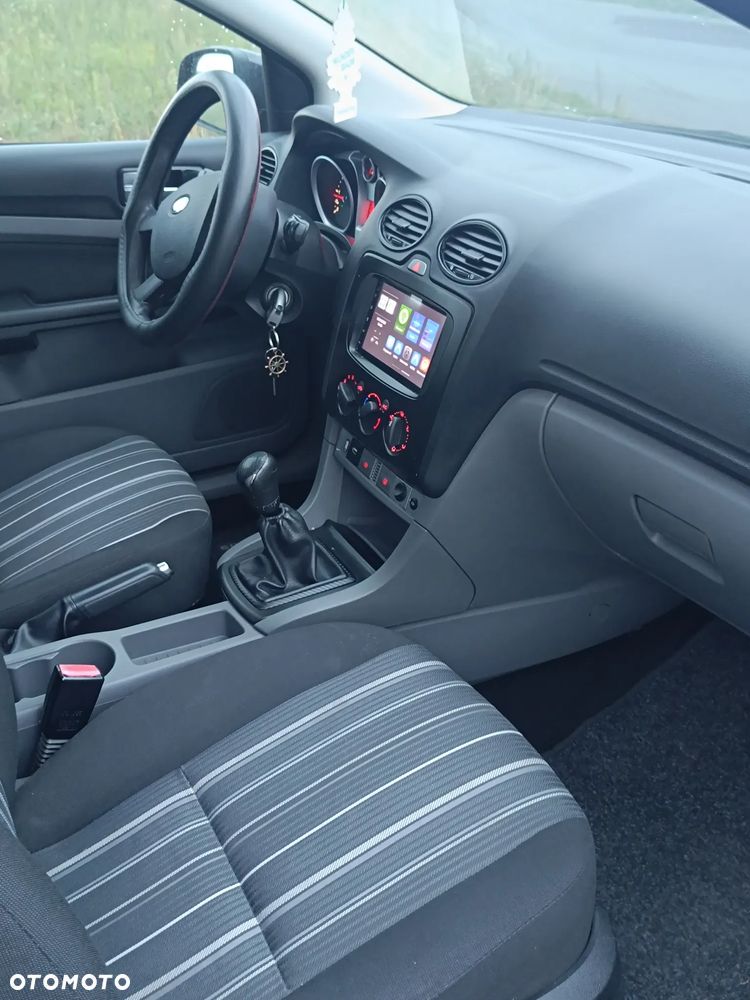 Ford Focus - 27