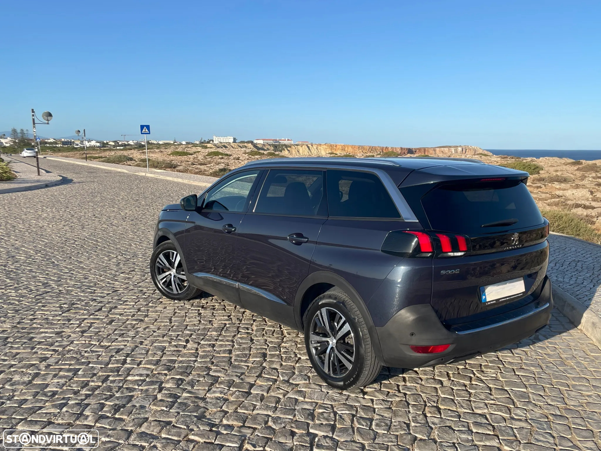 Peugeot 5008 1.2 PureTech Allure EAT6 - 4