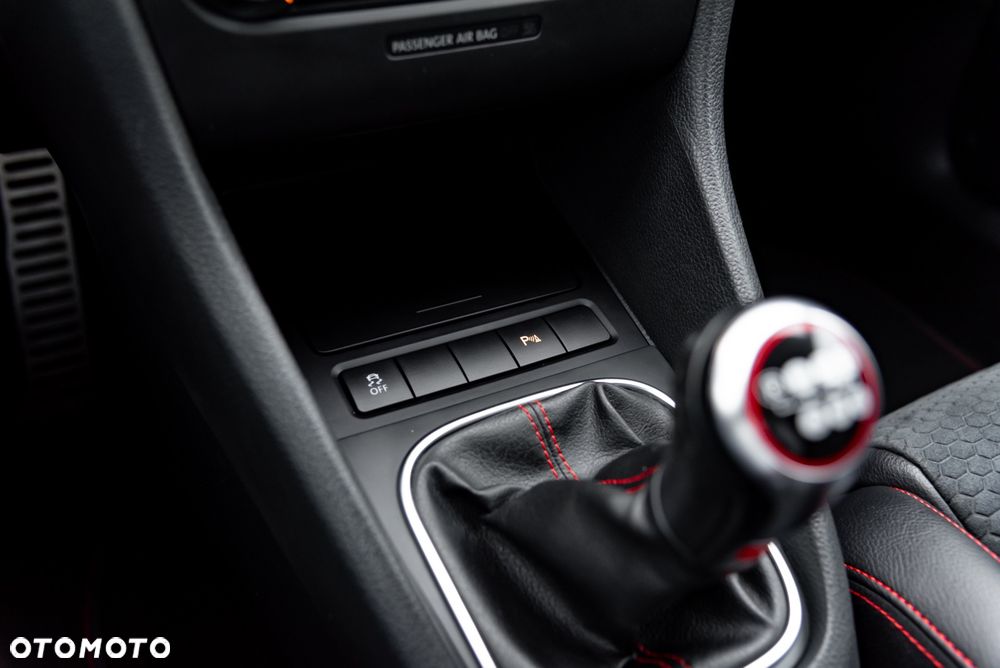 Volkswagen Golf 2.0 GTI Edition 35 - 37