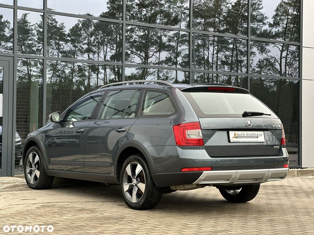 Skoda Octavia 2.0 TDI 4x4 Scout - 9