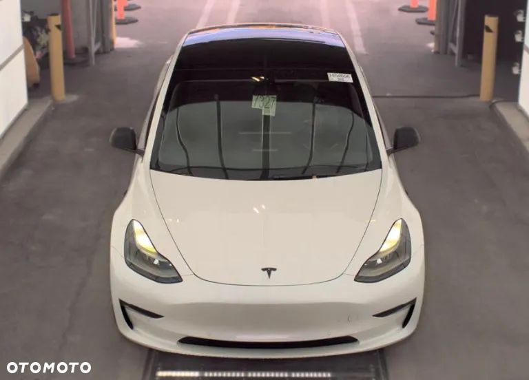 Tesla Model 3 Long Range AWD - 2