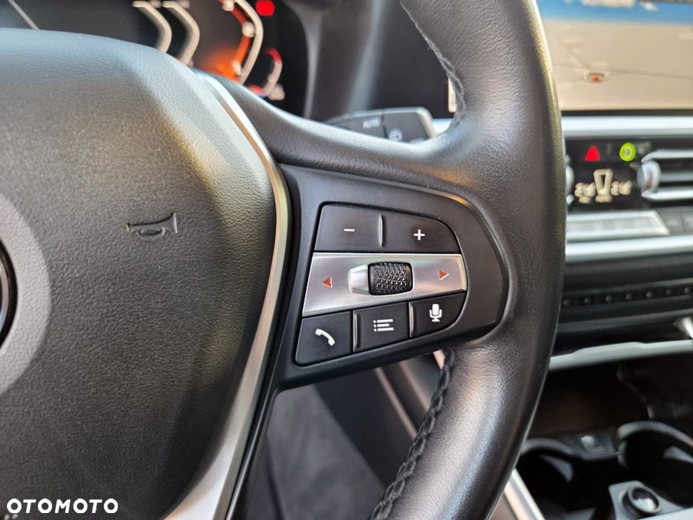 BMW Seria 3 - 23