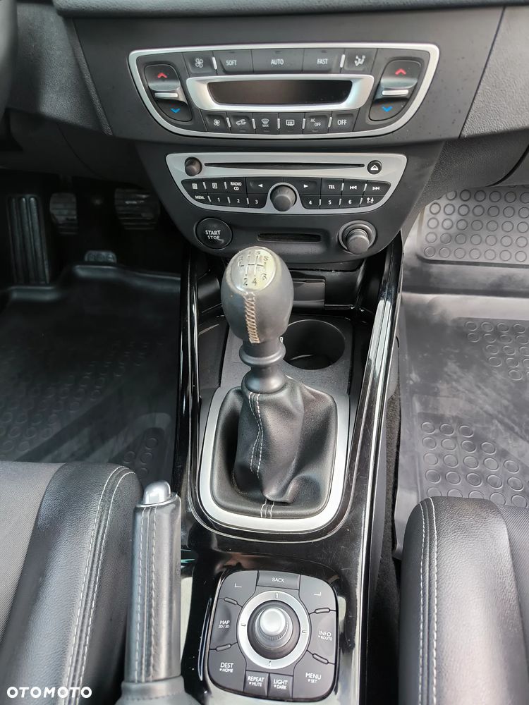 Renault Megane TCe 130 Bose Edition - 16