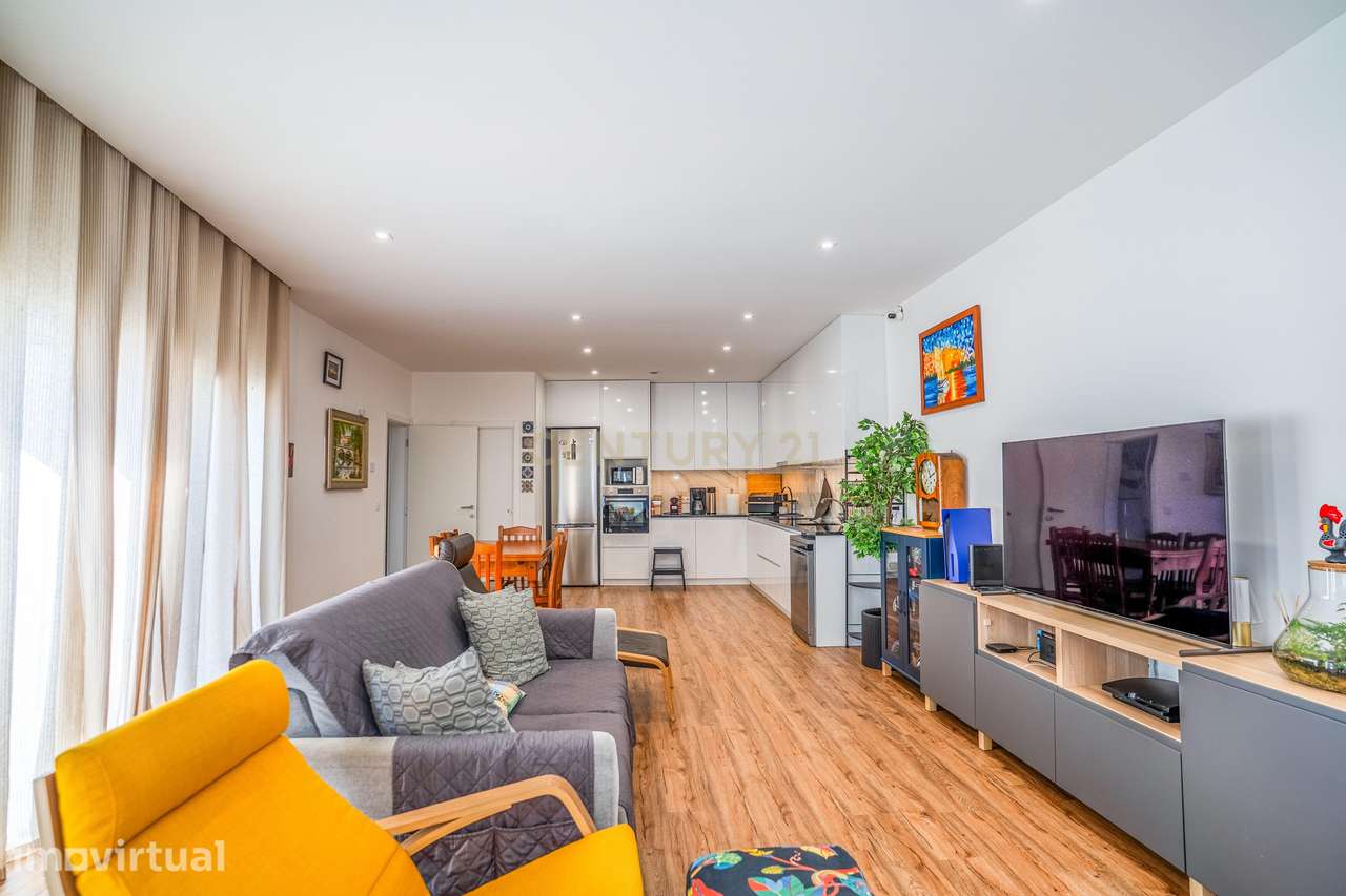 Moradia T3 em Leiria com terraço e churrasqueira - Grande imagem: 2/30