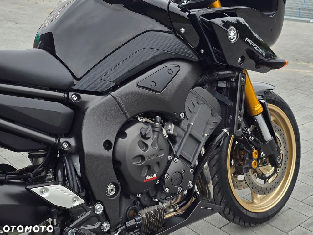 Yamaha FZ8 - 21