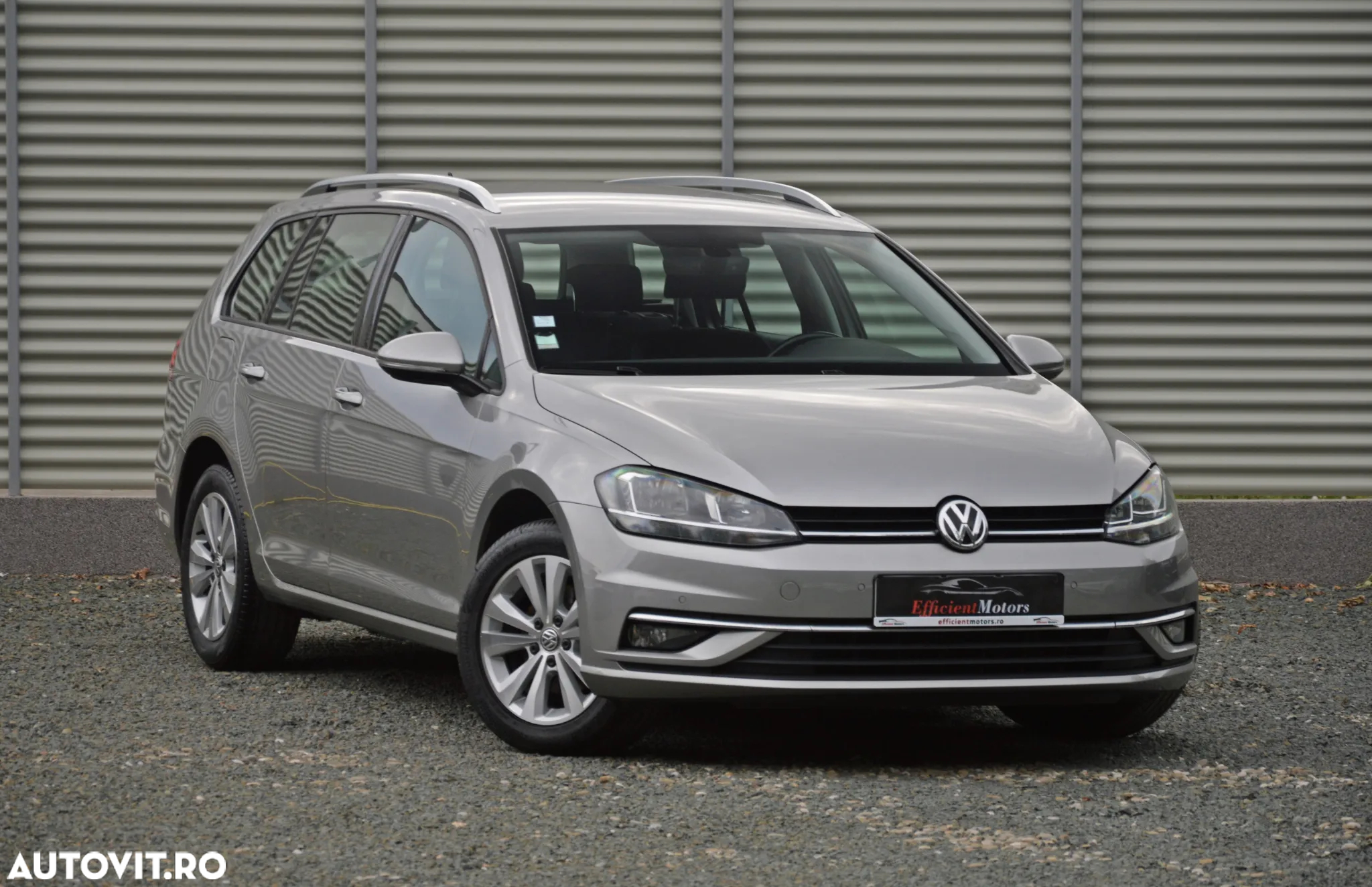 Volkswagen Golf - 9