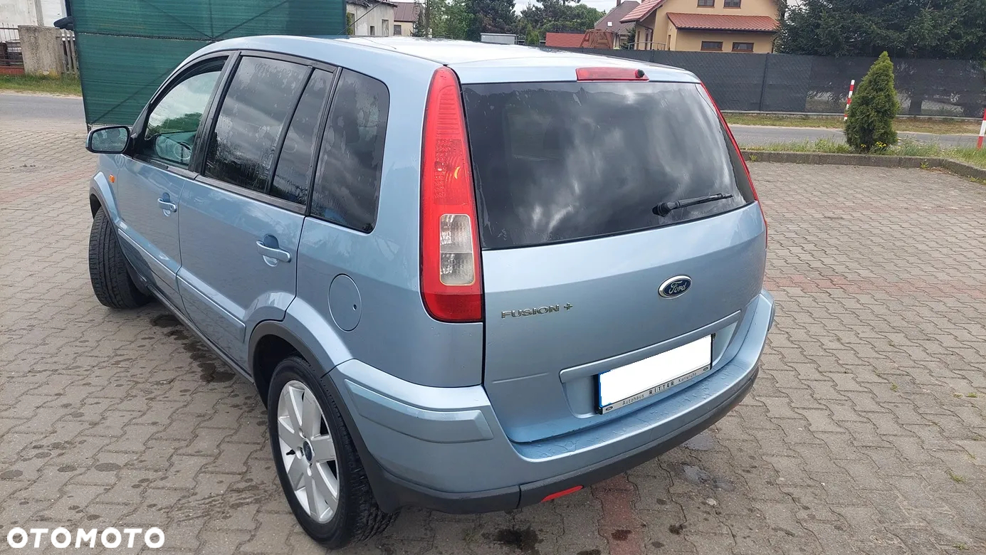 Ford Fusion - 3