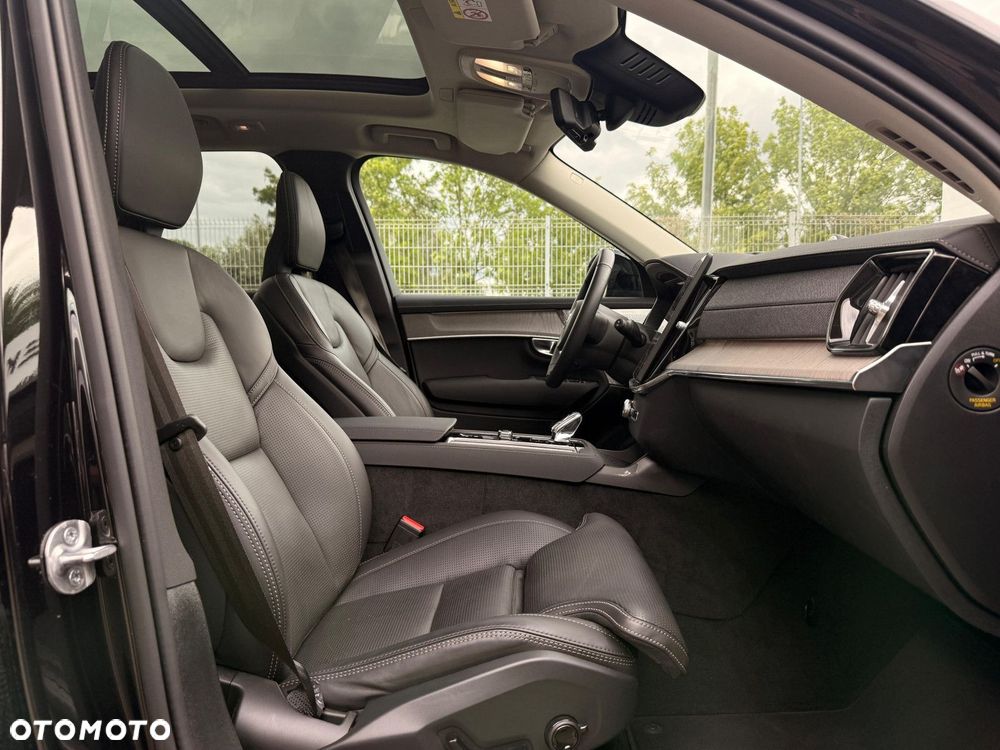 Volvo XC 90 - 36