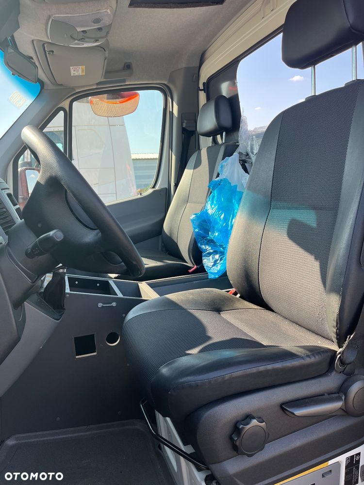 Mercedes-Benz Sprinter 519 CDI - 13