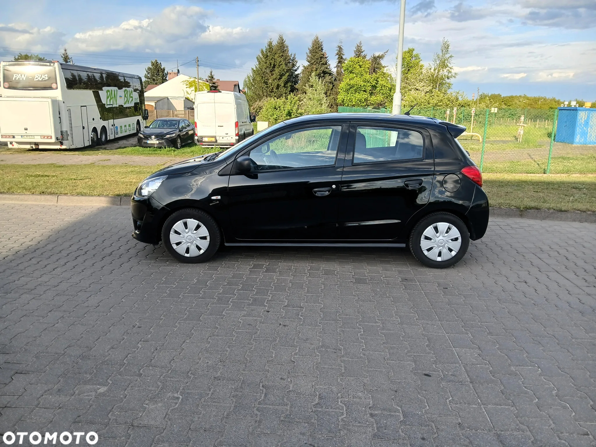 Mitsubishi Space Star 1.0 Clear Tec Plus - 11