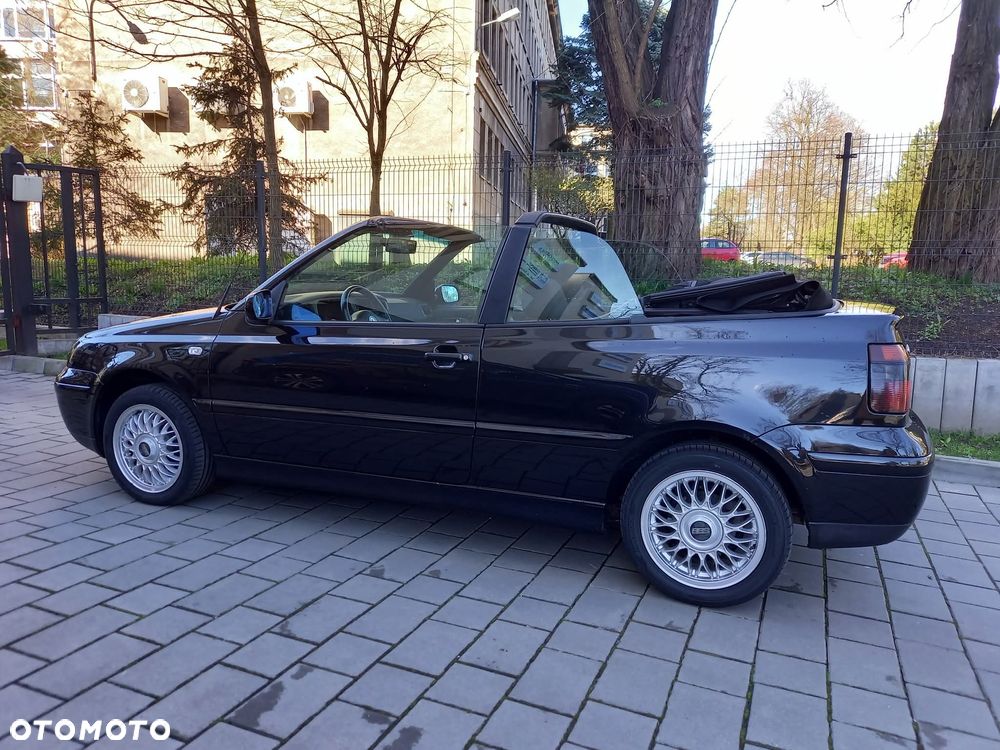 Volkswagen Golf - 17